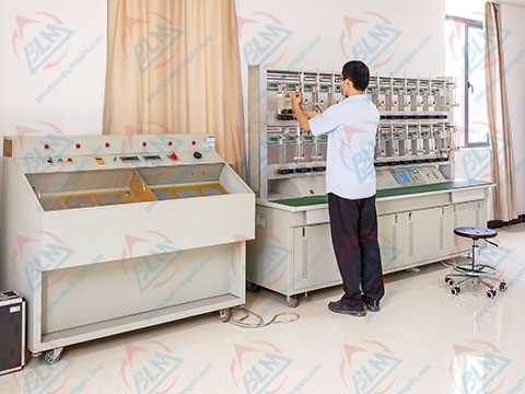 电磁P站污视频APP免费在线全集实验室图片